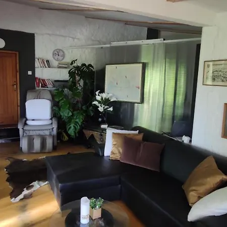 Bella Villa *